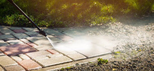 Best Patio and Deck Pressure Washing  in Englewood, FL